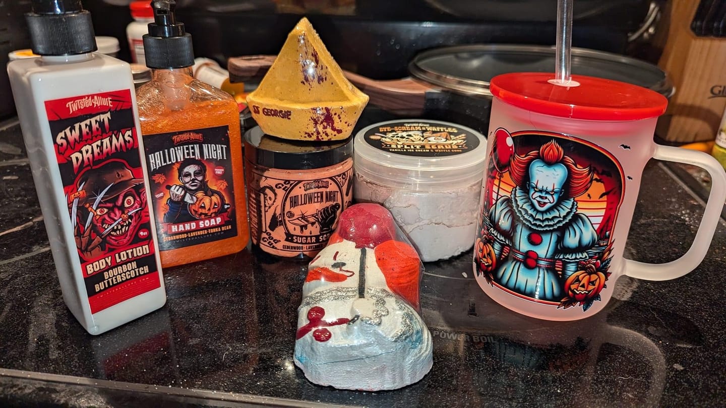 Customer photo review of Eye-Scream n Waffles Split Scrub