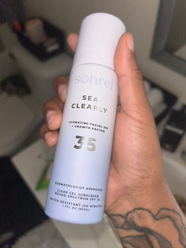 Customer photo review of Sea Clearly® Hydrating Facial SPF 35 + Growth Factor Sunscreen Clear Gel/Primer
