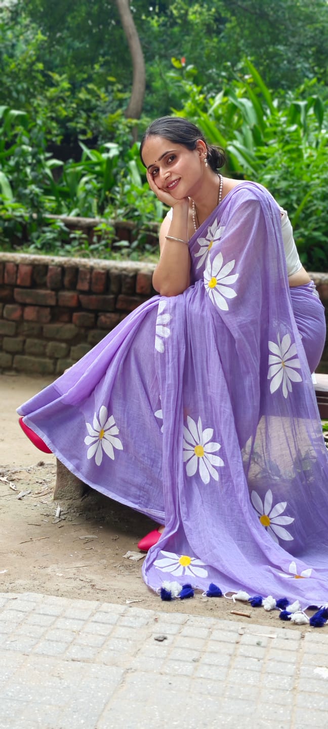 Customer photo review of Lavender Handpainted Mulmul Cotton Saree