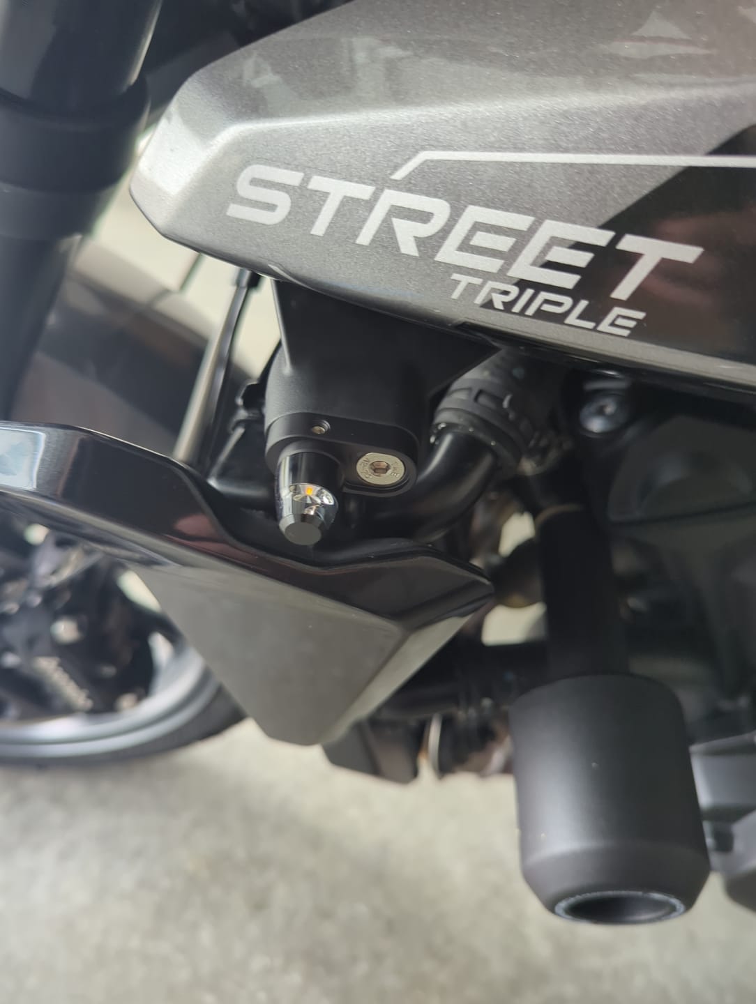 Customer photo review of Triumph Street Triple R/ RS / Moto2 Low Profile Plug & Play Turn Signal Kits – 2017-2024