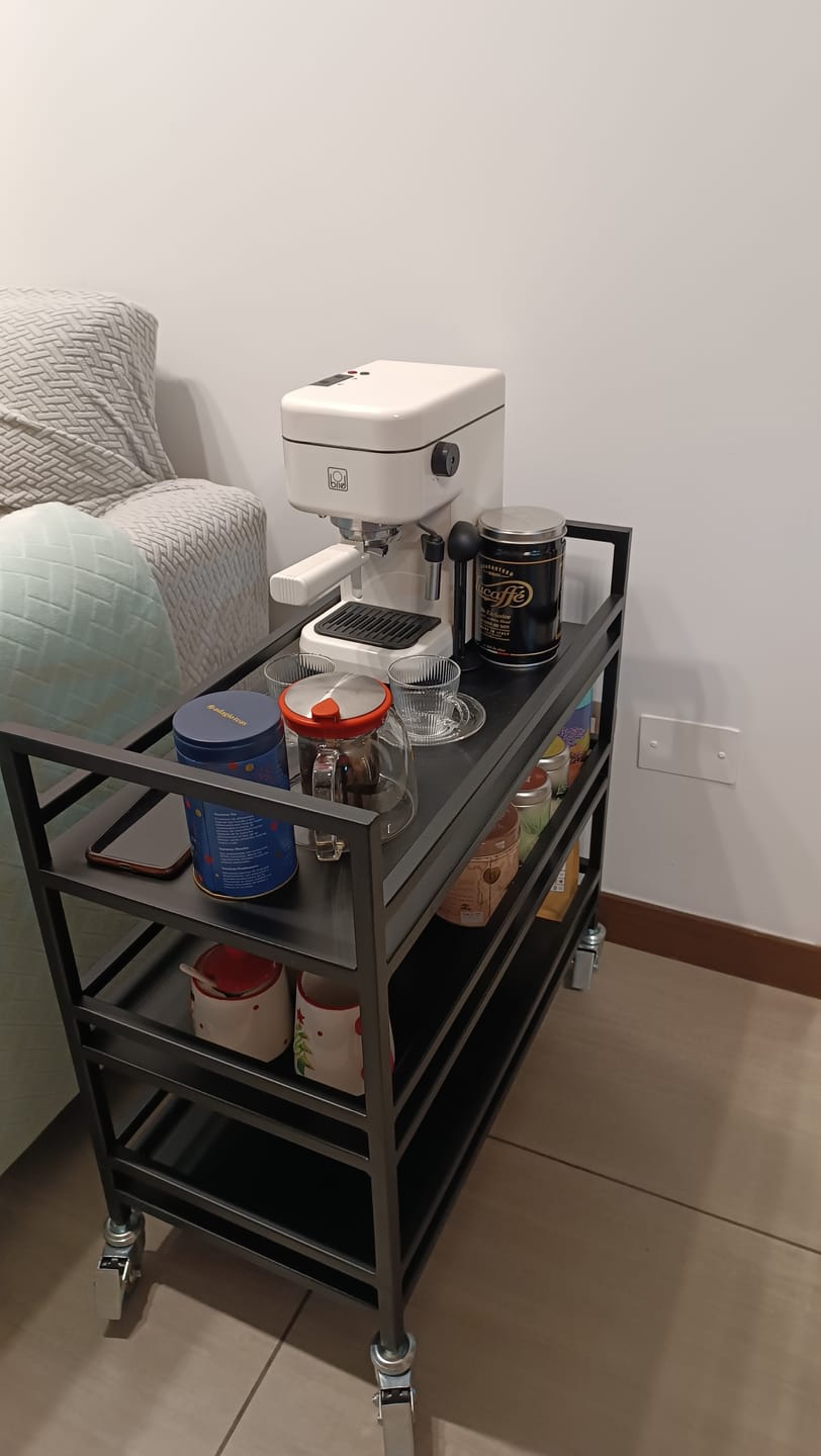 Customer photo review of Carro tres niveles 60 | METAL BLACK