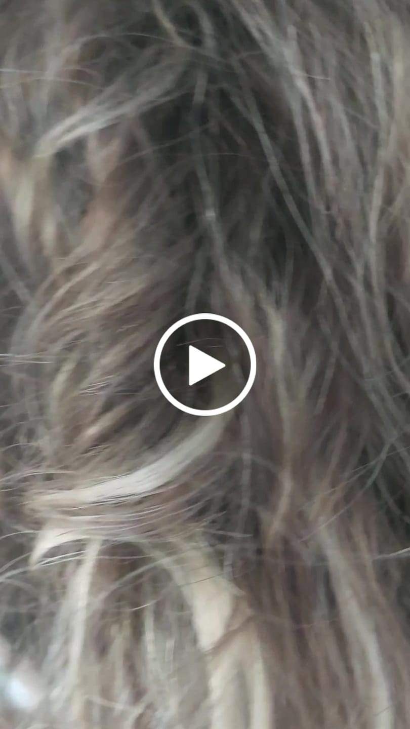 Customer video review of IntrinsiCurly Me Crème de la Curl Crème 250ml