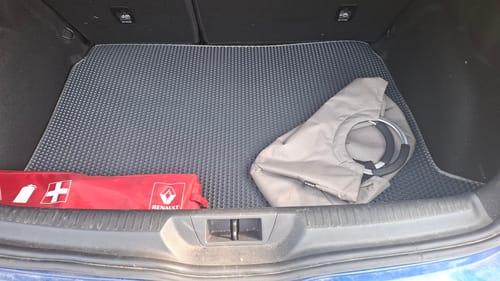 Customer photo review of Mata do bagażnika na wymiar