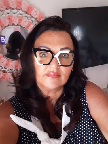 Customer photo review of Remy Human Hair Invisible Wire Extension - Dark Brown