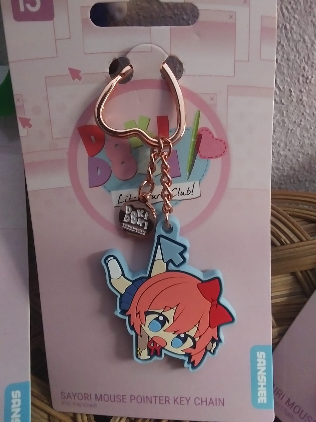 Customer photo review of Doki Doki Literature Club - Sayori Mouse Pointer Rubber Keychain