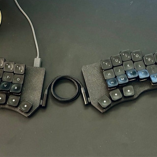 Customer photo review of Kailh Choc v1 Tilters adapters (10 Pack)