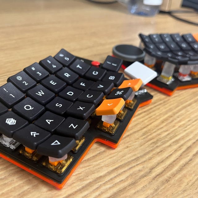 Customer photo review of Lily58 Tilting Kit (Kailh Choc switches)