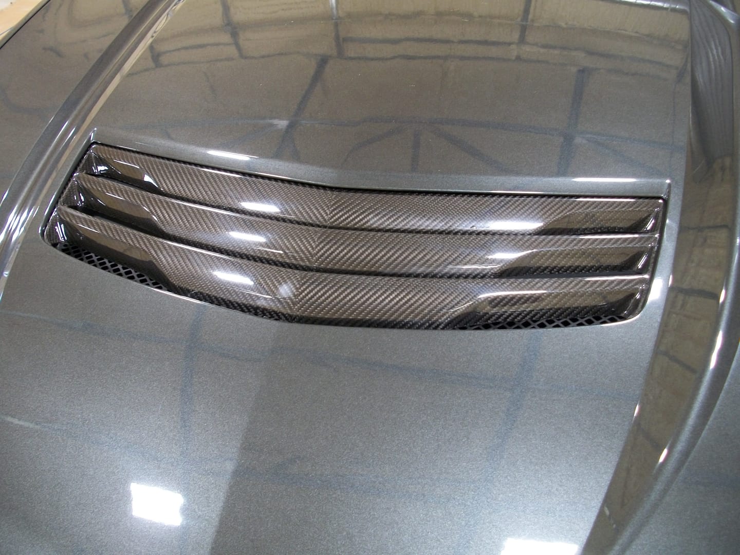 Customer photo review of 2016-Present Cadillac CTS-V Carbon Fiber Hood Vent