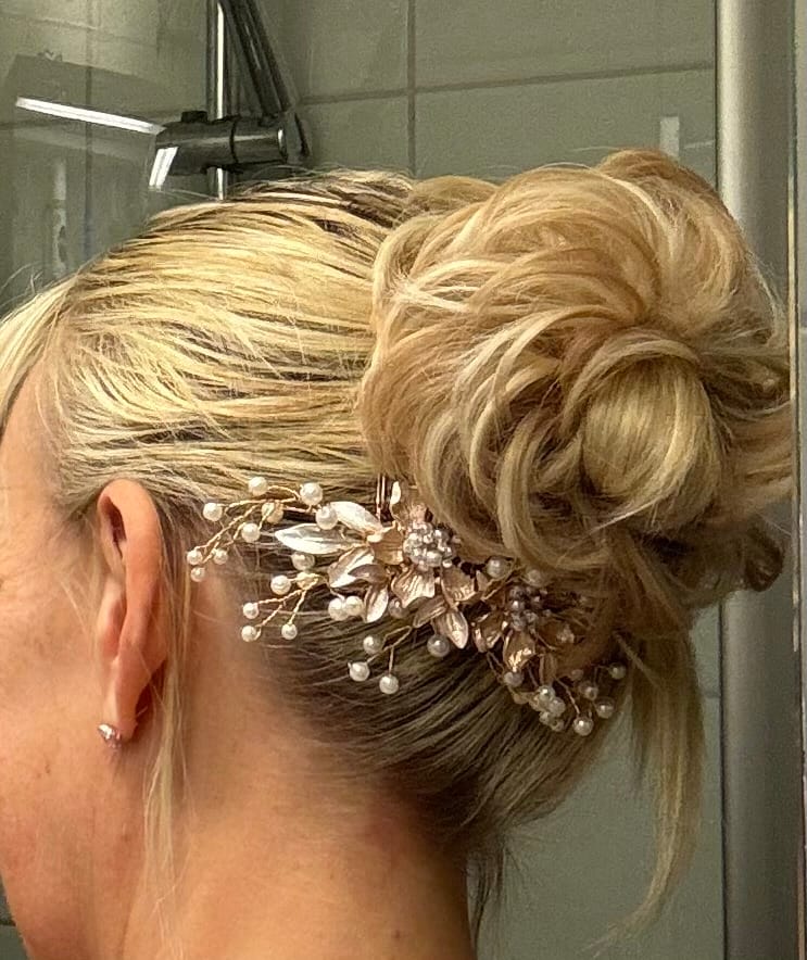 Customer photo review of Tangled Scrunchie