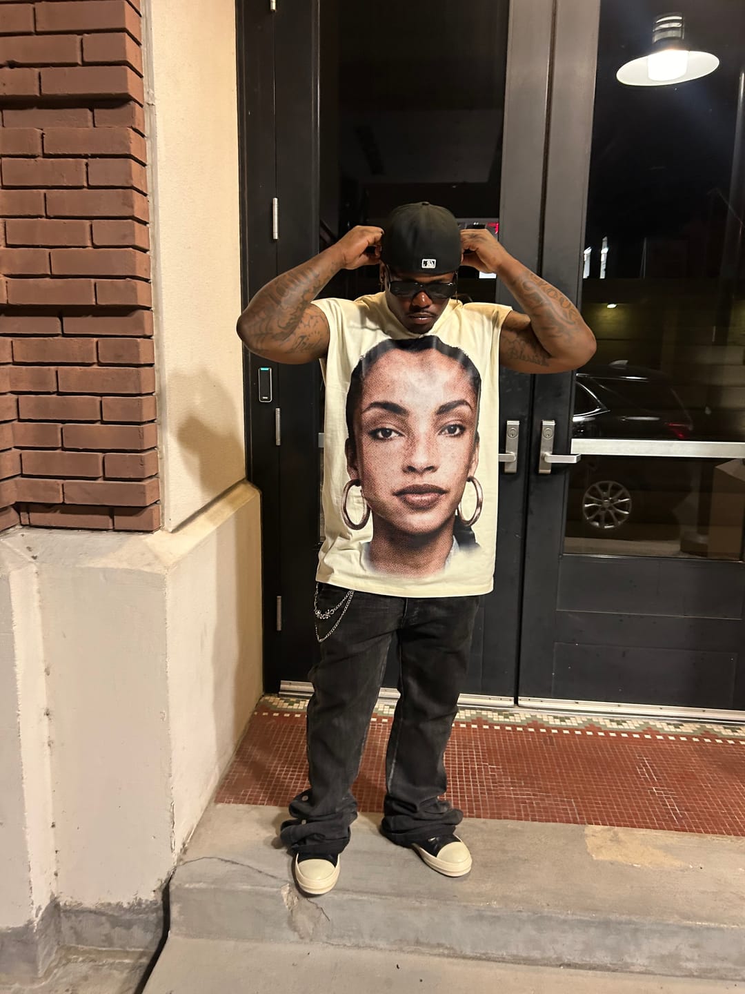 Customer photo review of Sade Cut-Off