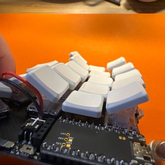 Customer photo review of Kailh Choc v1 Tilters adapters (10 Pack)