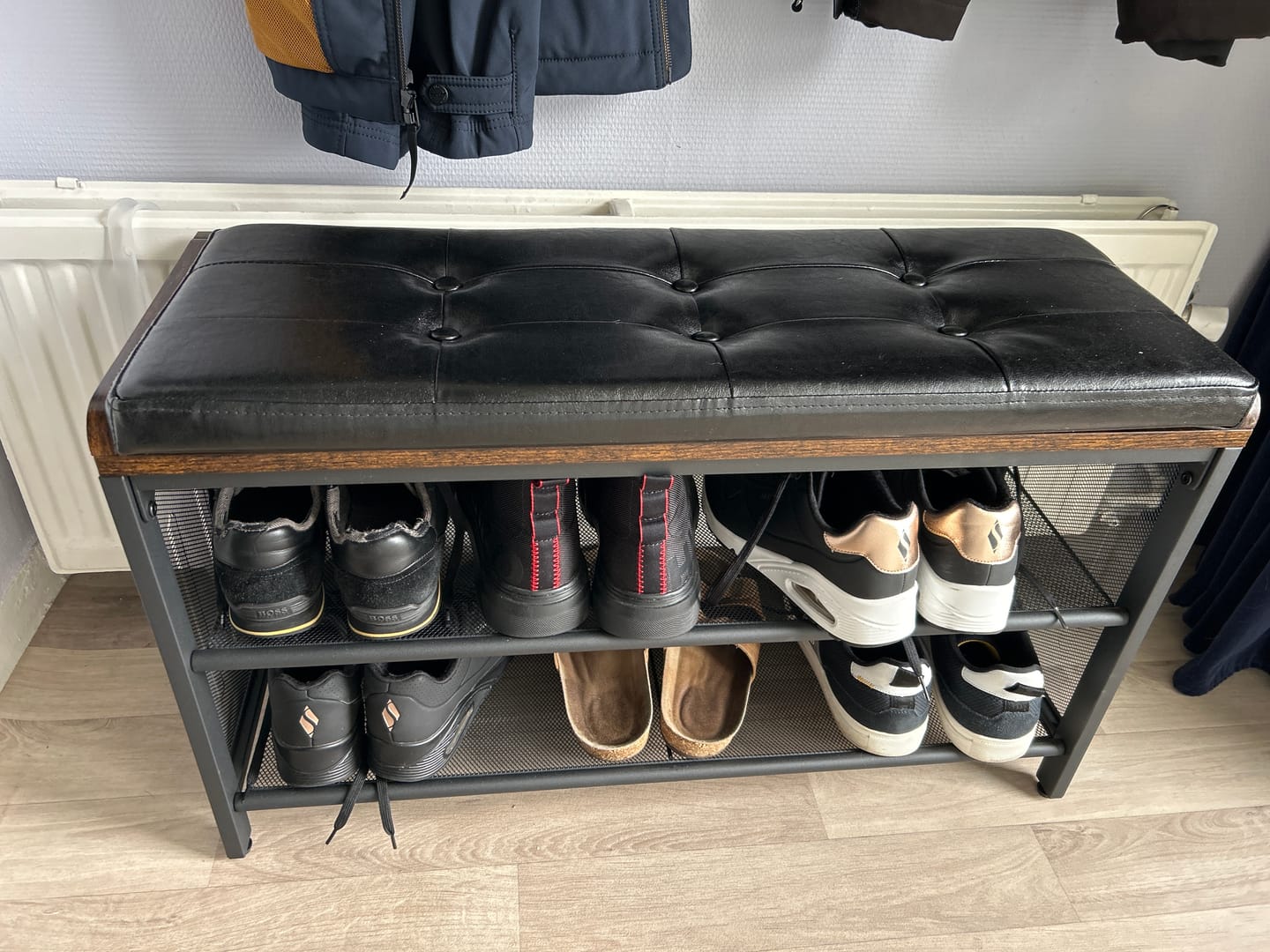 Customer photo review of Schoenenrek industrieel met bank | Houtlook en Staal | 80x30x48cm