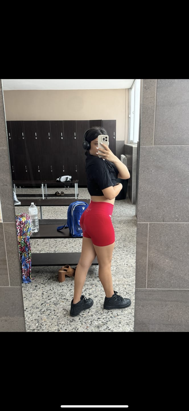 Customer photo review of Shorts CALIPSO Rosso Lampone Costine