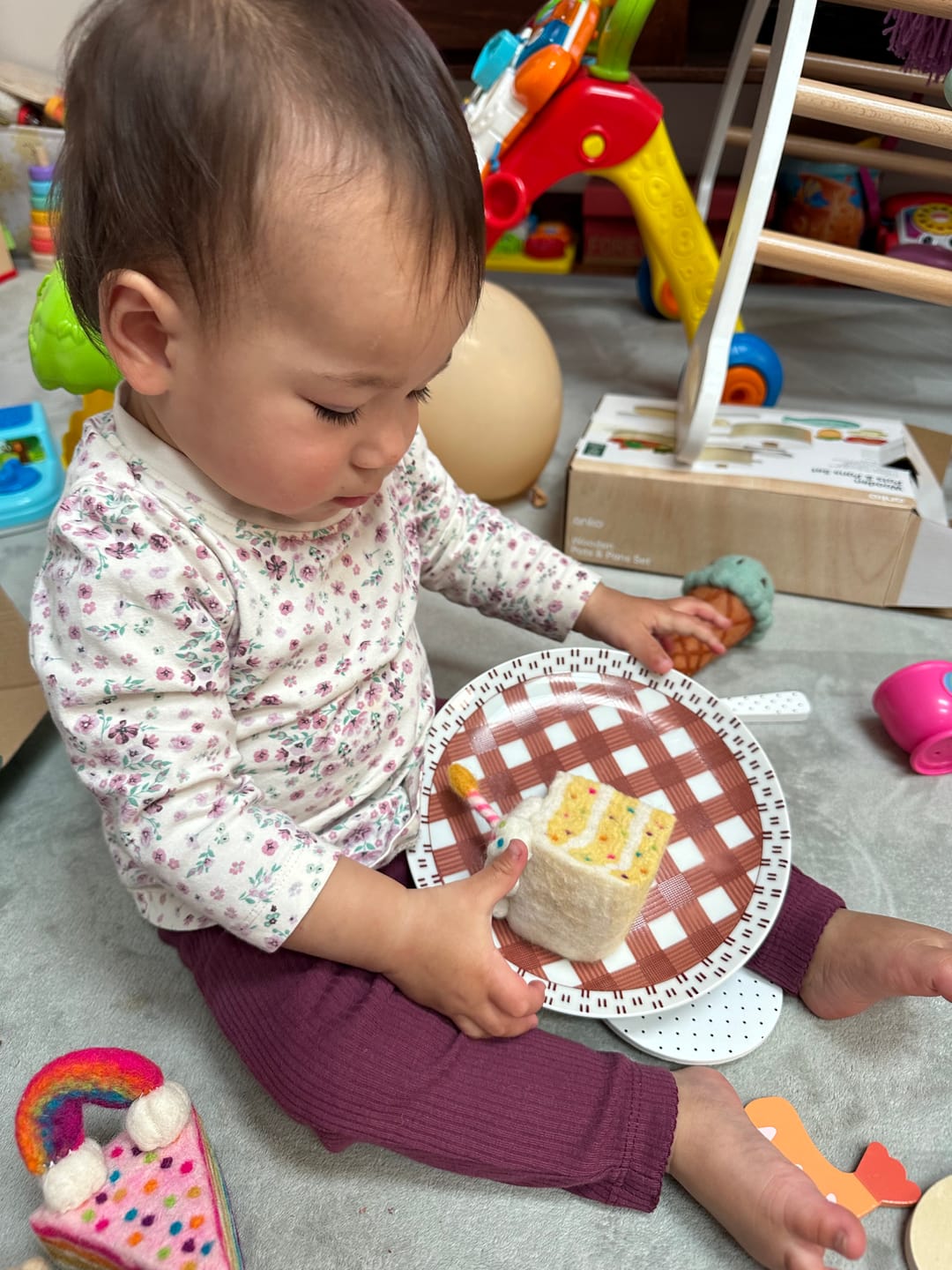 Customer photo review of Felt Confetti Cake Slice