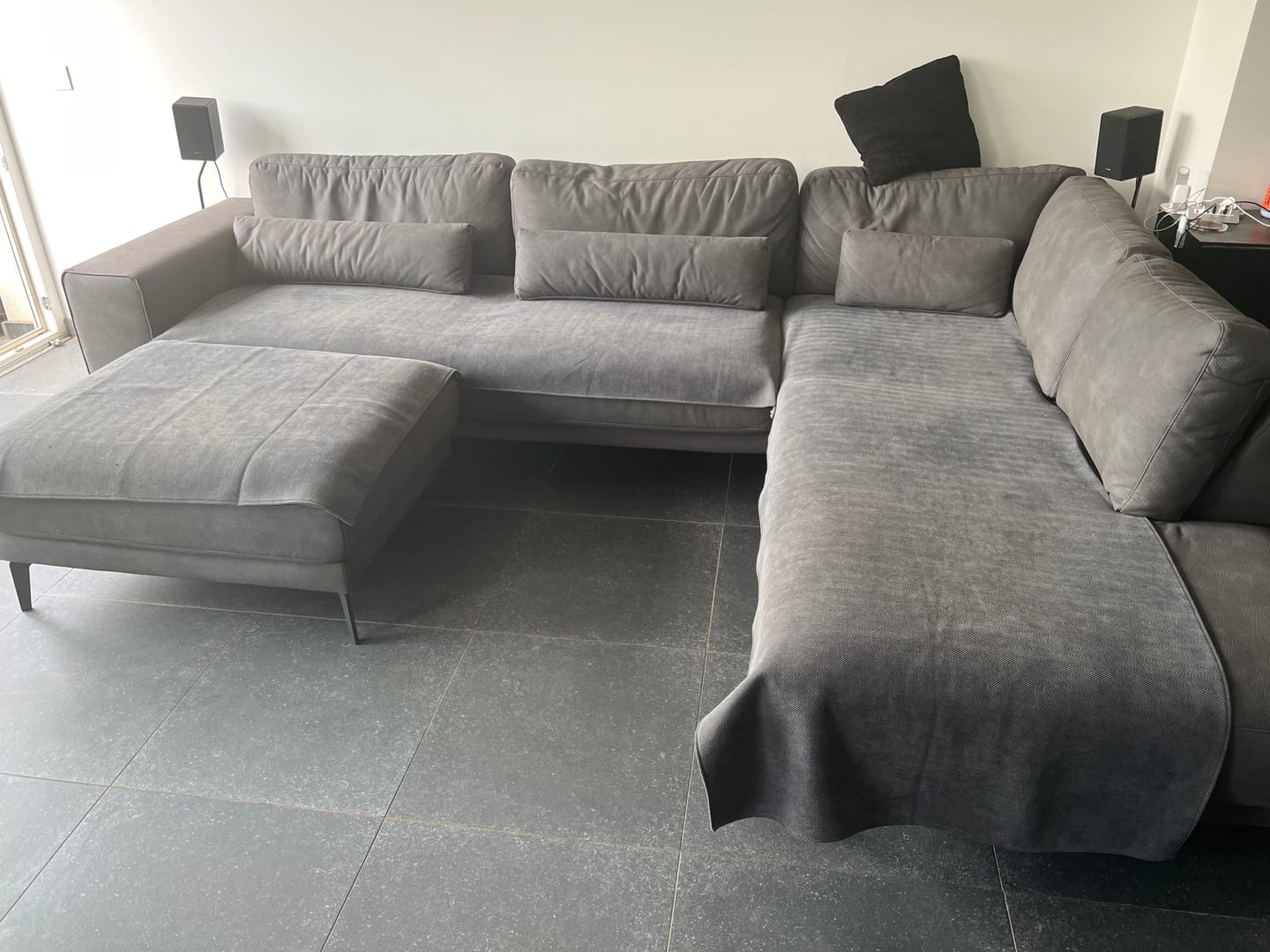 Customer photo review of Protège-Canapé Luxueux en Chenille Herringbone