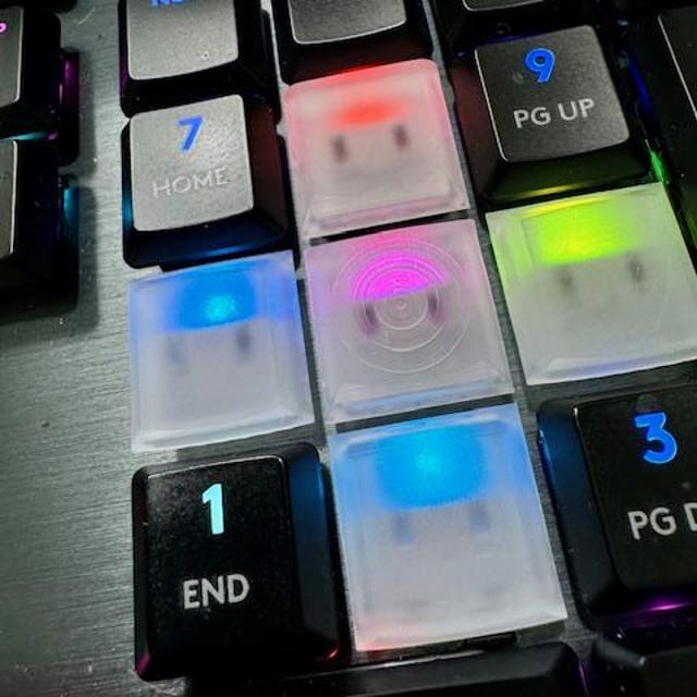 Customer photo review of Logitech G915, G815  Keycap set (Pack of 4)