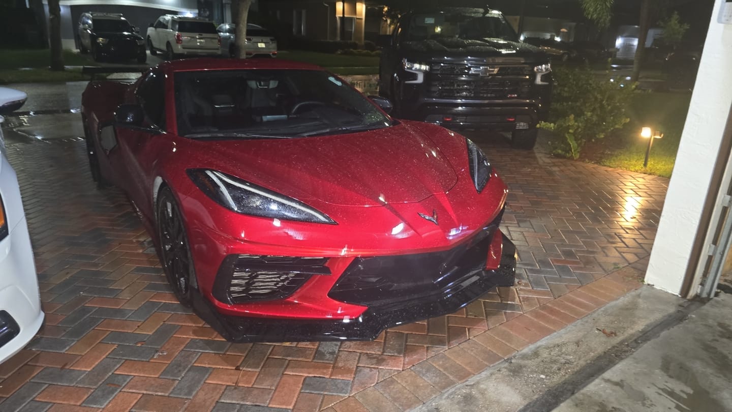 Customer photo review of Corvette C8 Extended Front Splitter Lip