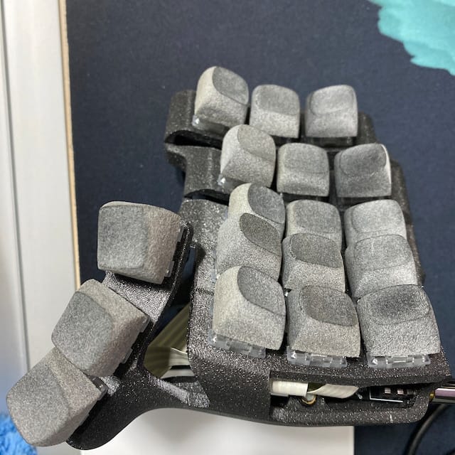 Customer photo review of DES Keycap Set, ergonomic sculpted keycaps