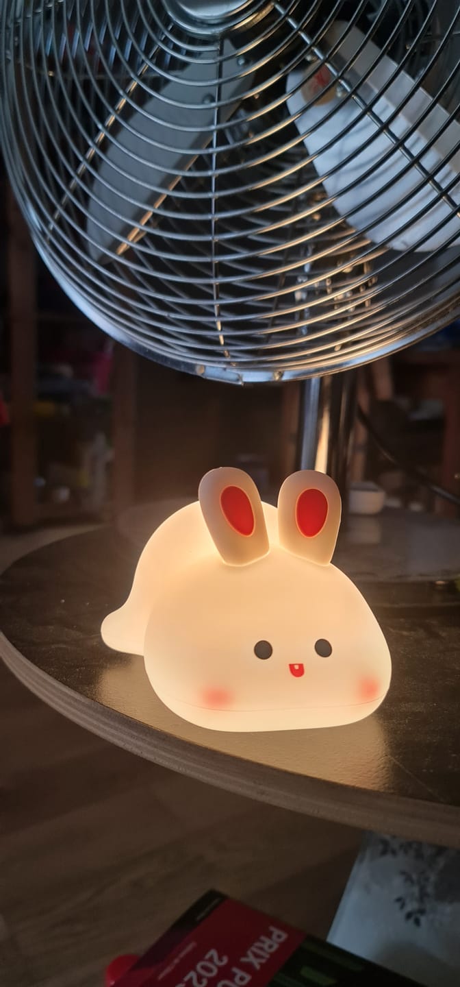 Customer photo review of MeWaii® Squishy Silicone Tap Tap Night Light 2025 - Best Gift For Girls and Kids