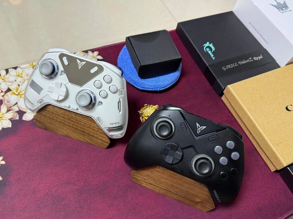Customer photo review of PS5 Xbox Switch Pro Controller Stand
