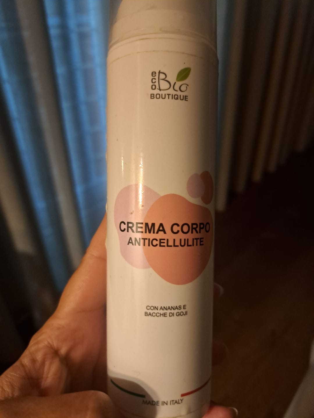 Customer photo review of Crema Corpo Anticellulite