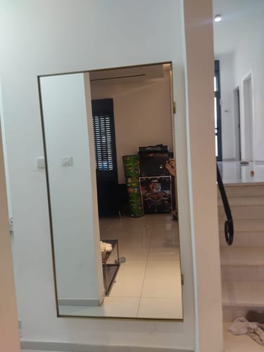 Customer photo review of דלת מראה להסתרת ארון חשמל