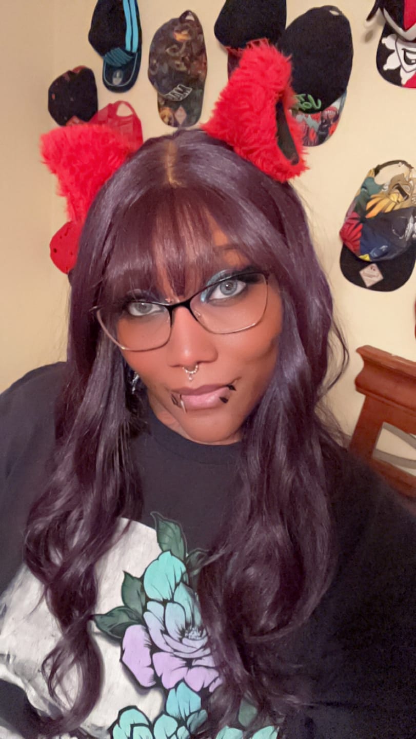 Customer photo review of Outre Melted Hairline Glueless HD Lace Front Wig - MATILDA - Pre-Styled Bangs