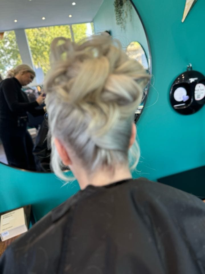 Customer photo review of Stranded 12" Human Hair Hairline Fillers (30g) #52 Light Grey
