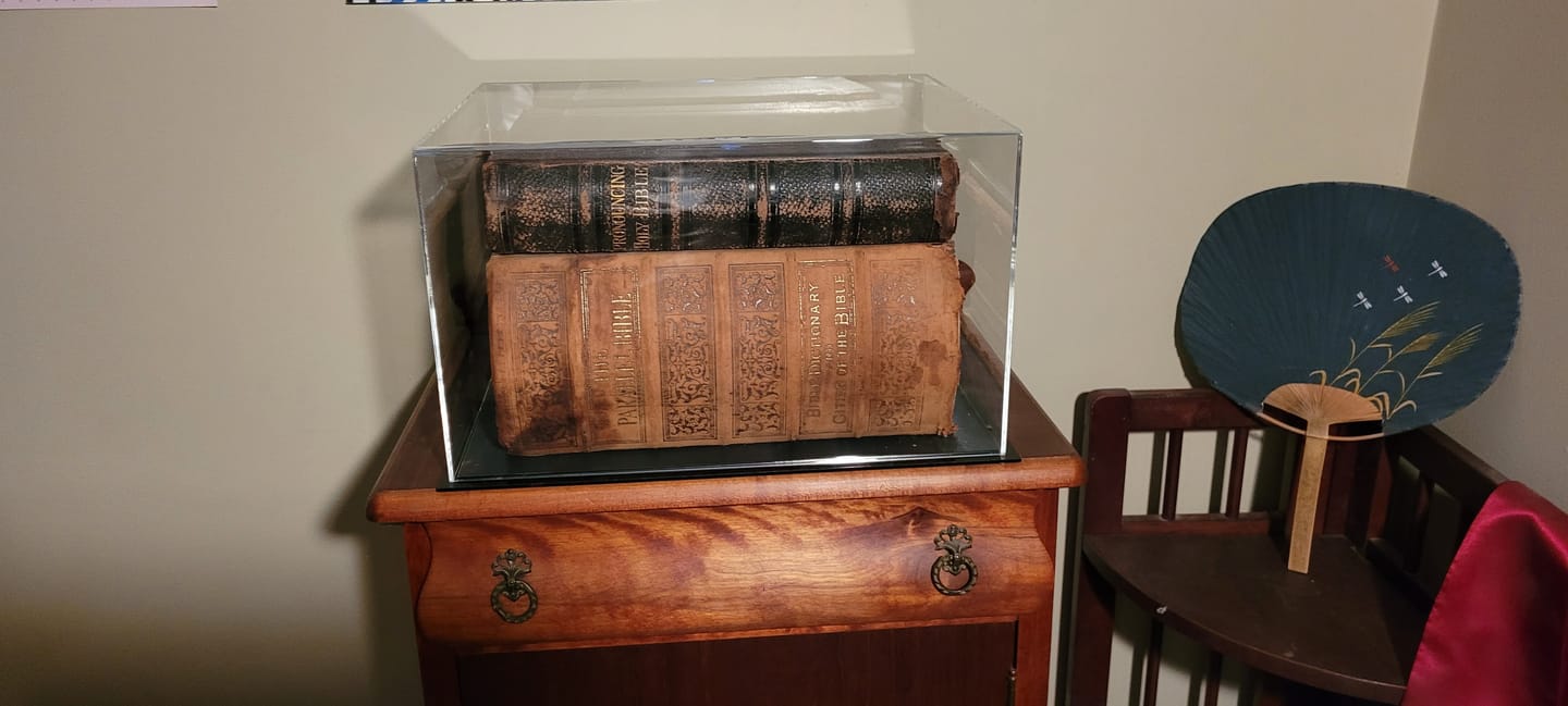 Customer photo review of Acrylic Double Sheet Book Display Cases