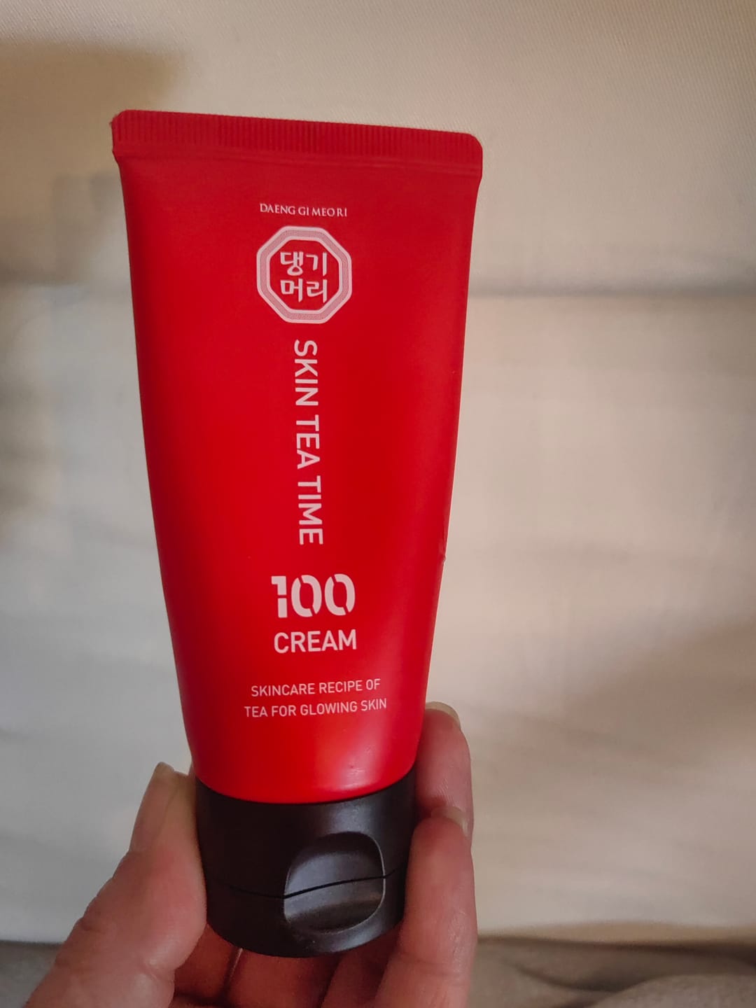 Customer photo review of Хидратиращ крем Шизандра против бръчки с фитоестрогени Doori Skin Tea Time 100 Cream