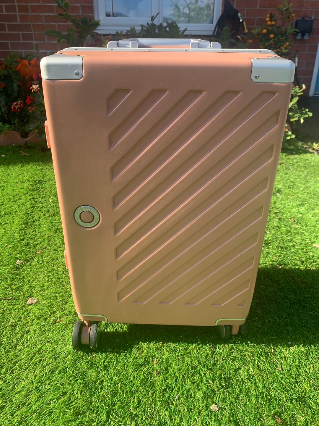 Customer photo review of JLY UrbanNomad - Small Suitcase (54.5cm)
