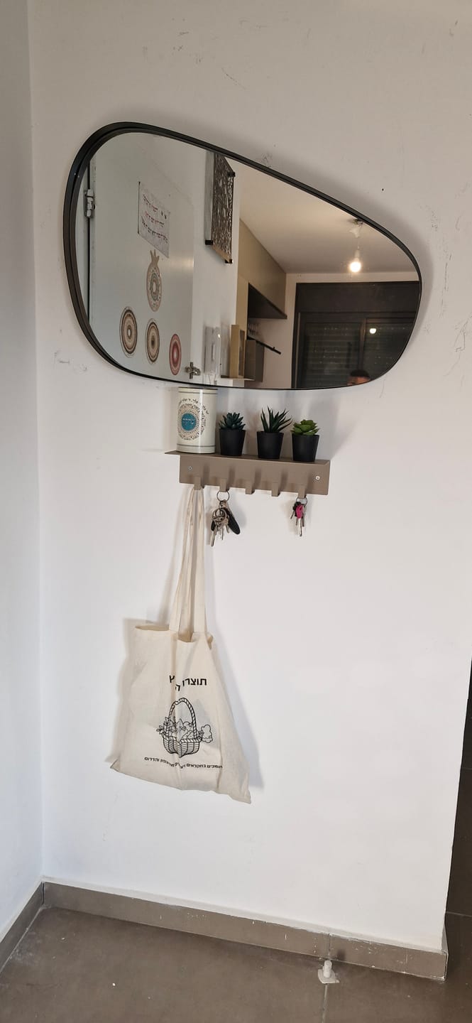 Customer photo review of מדף KEY