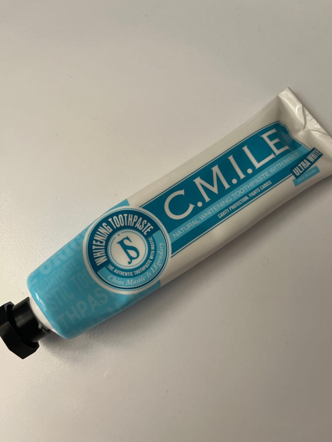 Customer photo review of C.M.I.LE WHITE