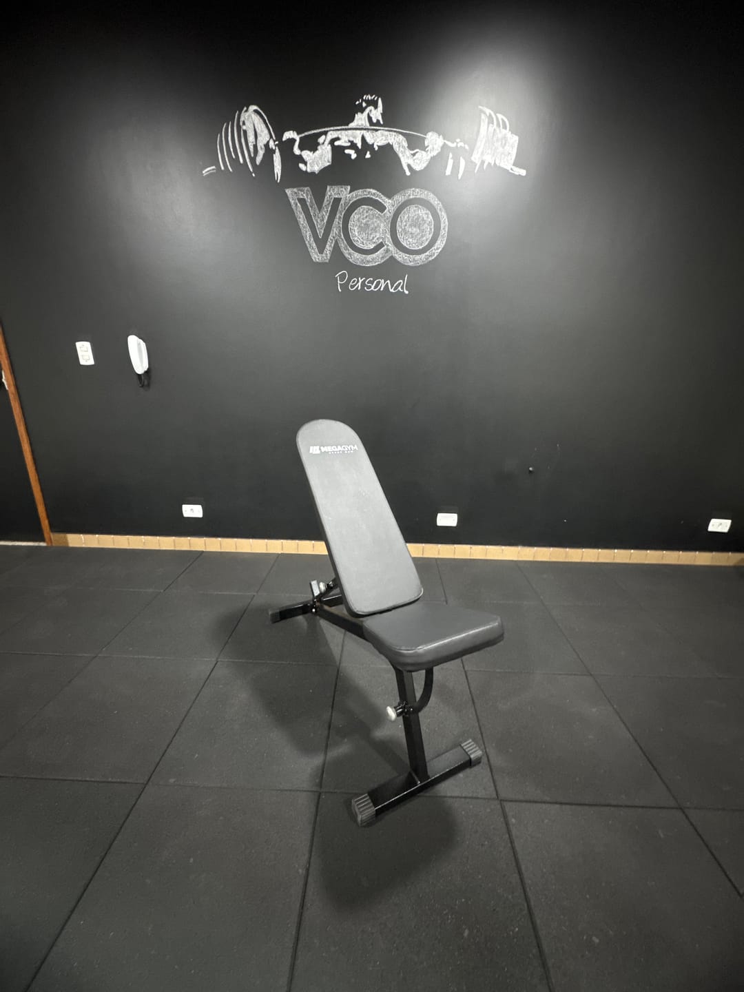 Customer photo review of Banco de musculação 6x1 posições
