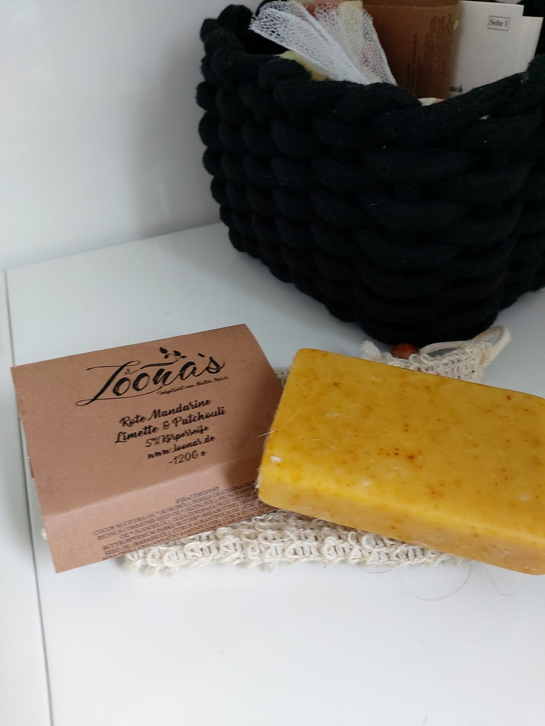 Customer photo review of Rote Mandarine mit Patchouli & Limette (Erfrischend & mit sanftem Peeling-Effekt)