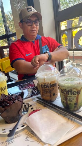 T. T. review of 9FORTY A-Frame Trucker Box Logo Khaki Snapback image 1 out of 1