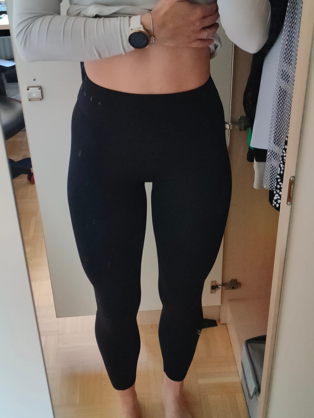 Customer photo review of SECOND SKIN BASE LEGGINGS