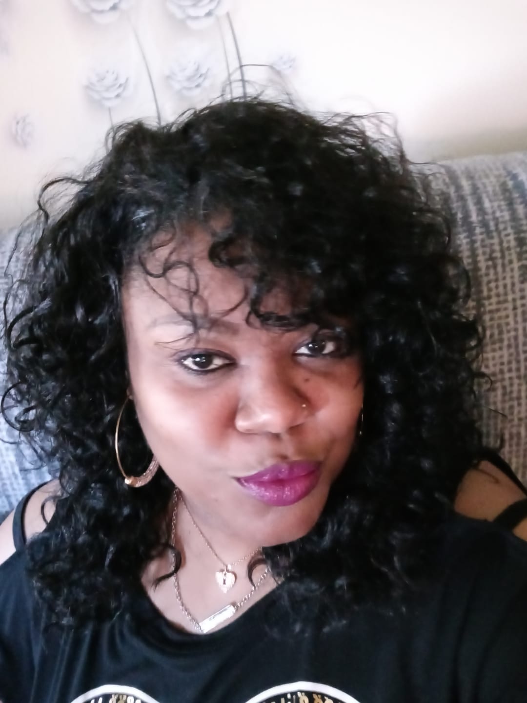 Customer photo review of Outre Quick Weave Half Wig AMBER