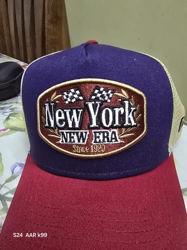 Customer photo review of 9FORTY E-Frame Trucker New Era Patch Navy Snapback