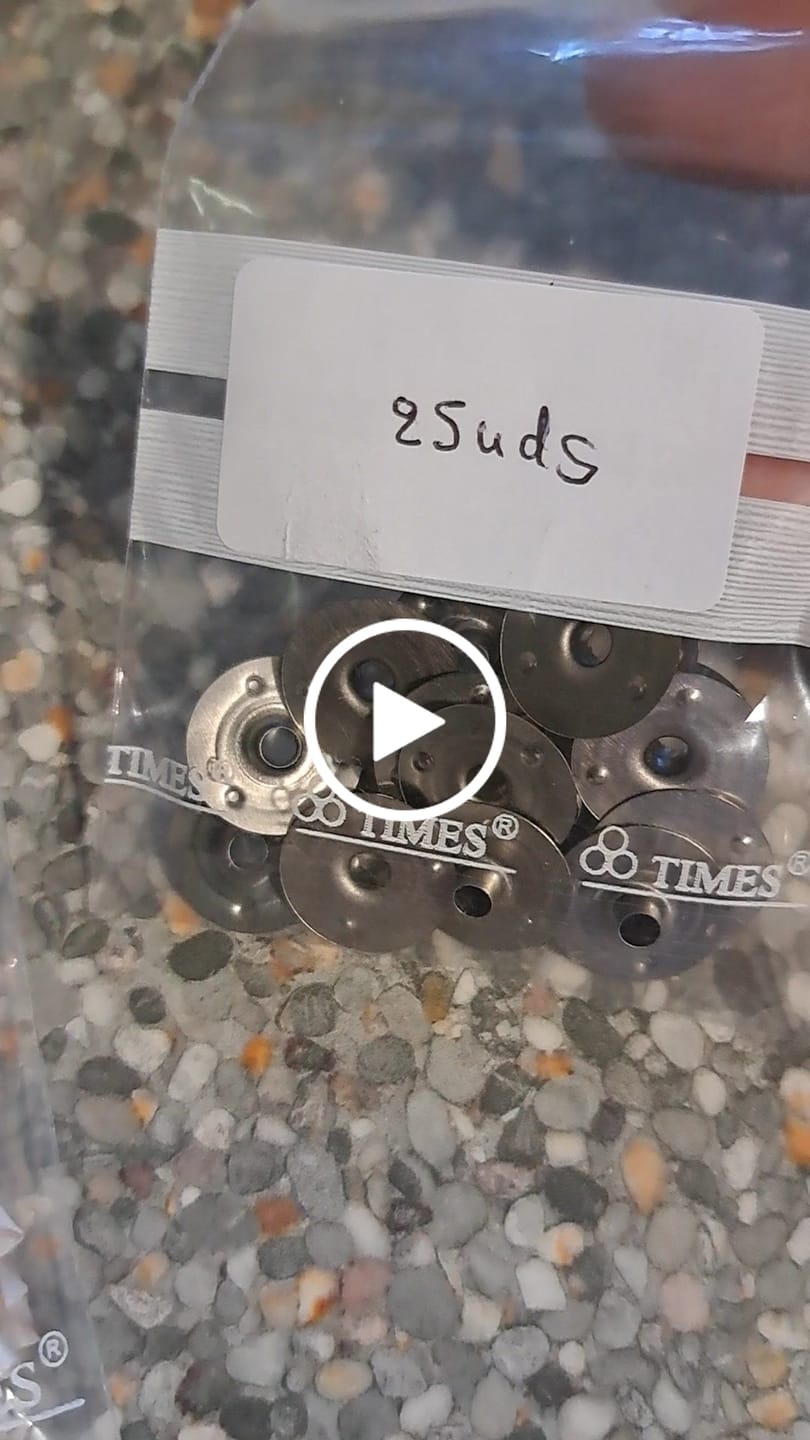 Customer video review of PORTAMECHAS PARA VELAS