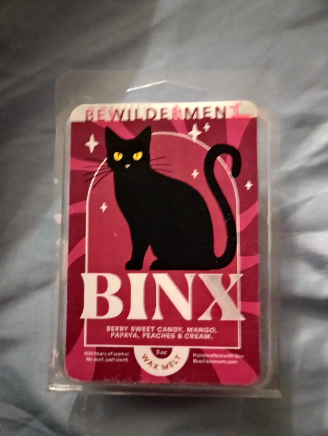 Customer photo review of Binx the Cat Wax Melts