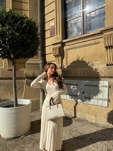 Customer photo review of Charlotte Strick Kleid - Creme