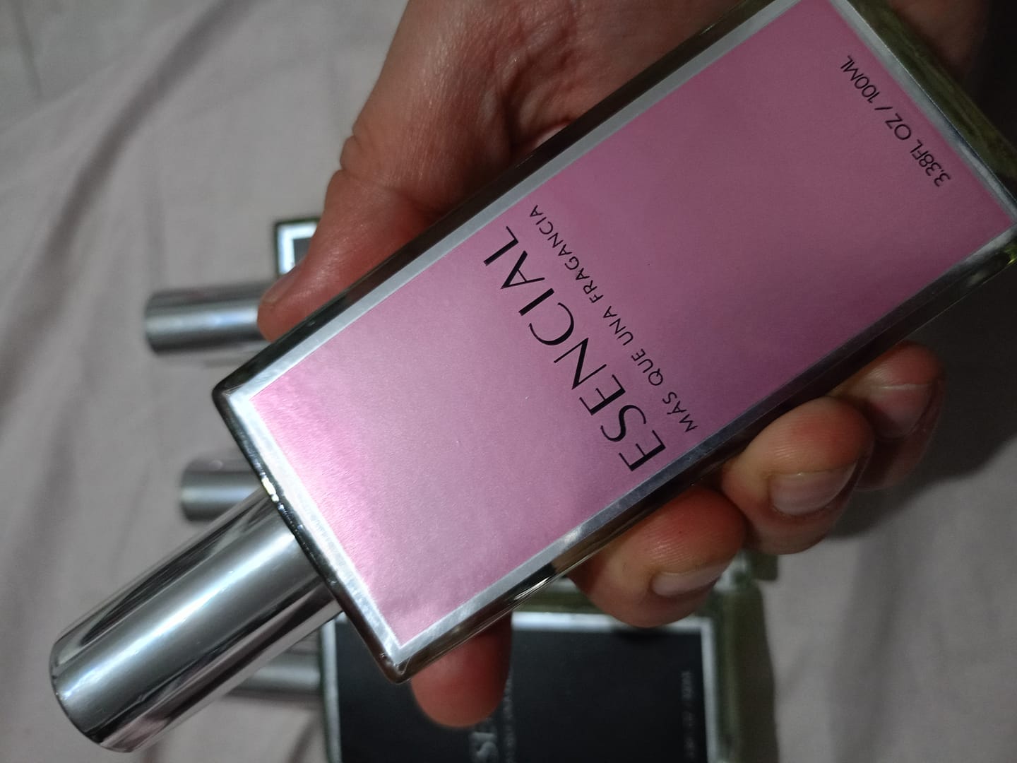 Customer photo review of H185 Inspirado en: Spicebomb - Viktor & Rolf