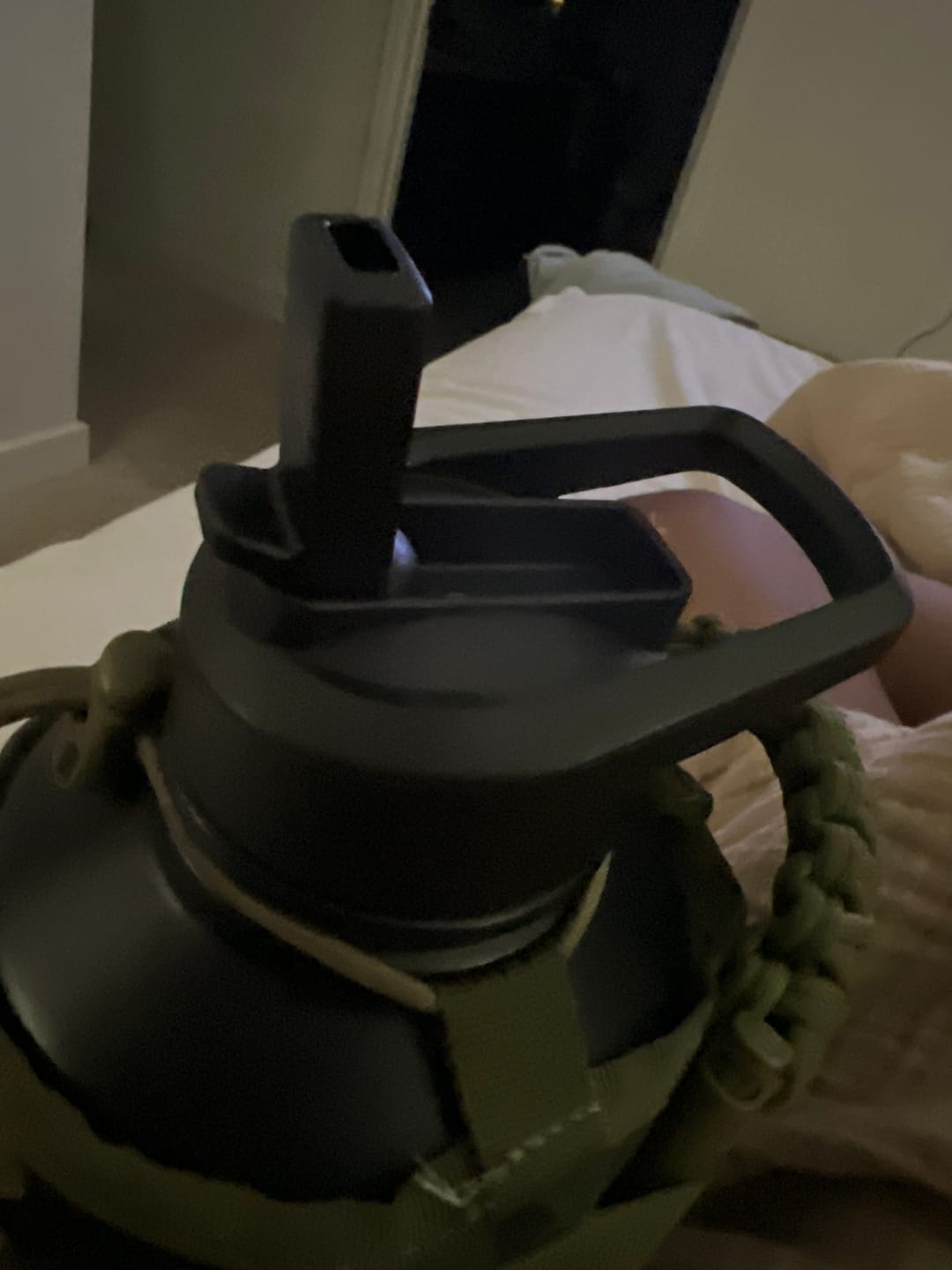 Customer photo review of Straw Lid 32oz & 64oz