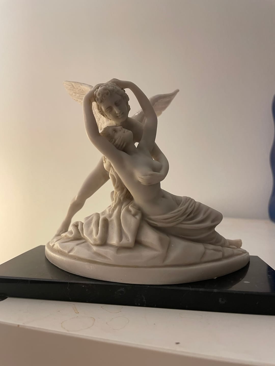 Customer photo review of Statua in Marmo di Amore e Psiche