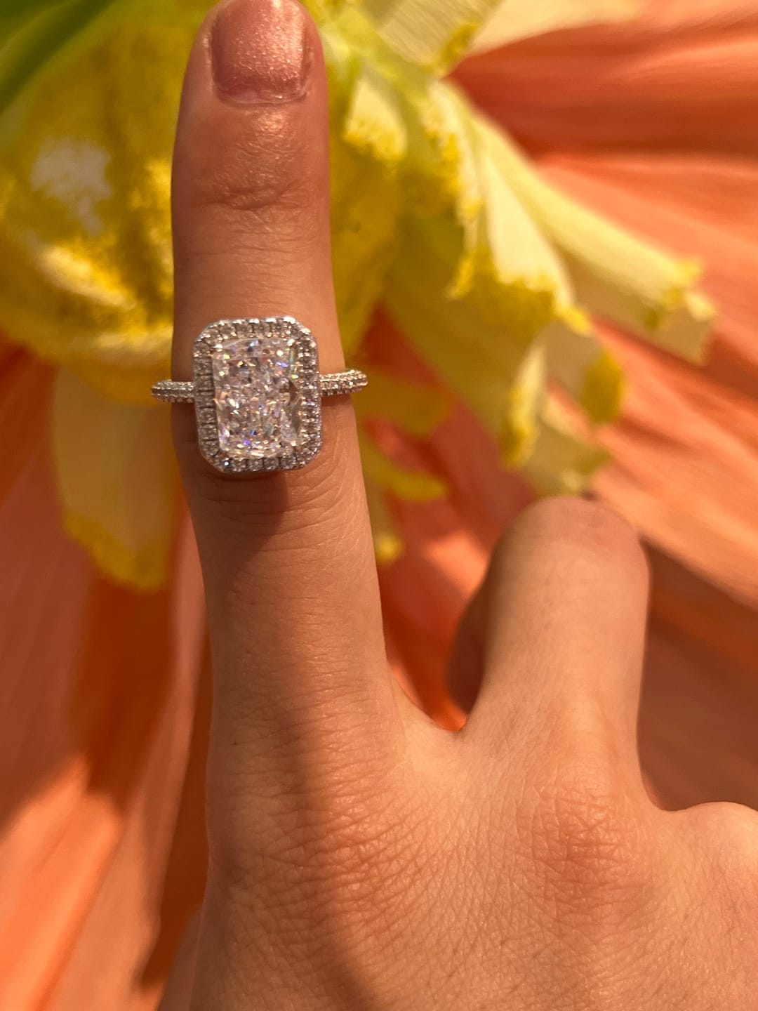 Customer photo review of S925 Noble Halo 3.5Ct Radiant Cut Engagement Ring Vintage Ring For Everyday Wear