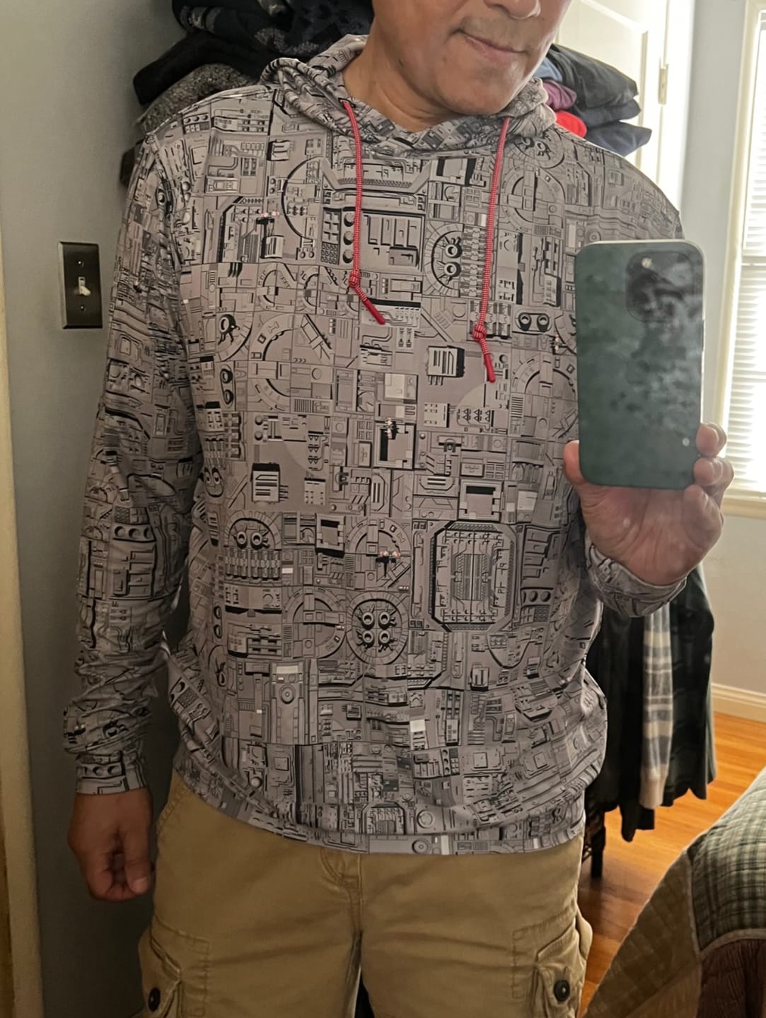 Customer photo review of Star Wars™ "That's No Moon" – Performance Hoodie