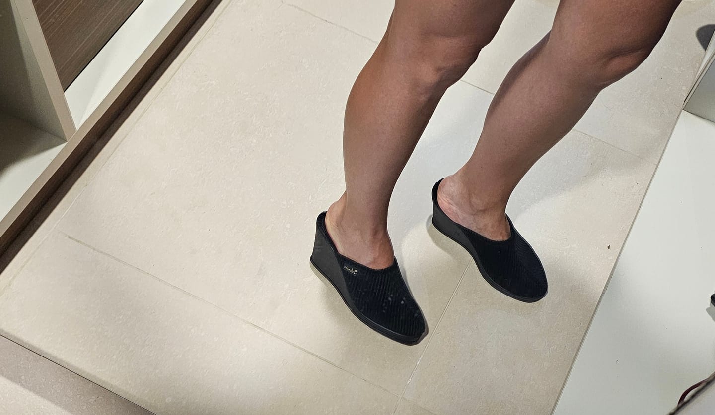 Customer photo review of Zueco alto de pana Salemera