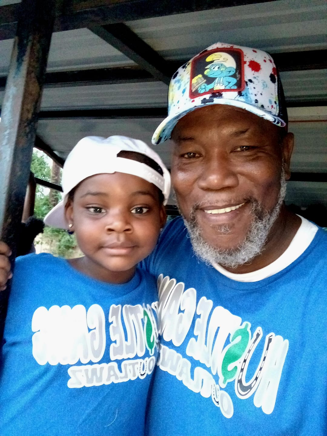 Customer photo review of OVERLORD X Smurfs: Painter Smurf Trucker Cap