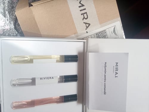 Customer photo review of Miraj Travel Set